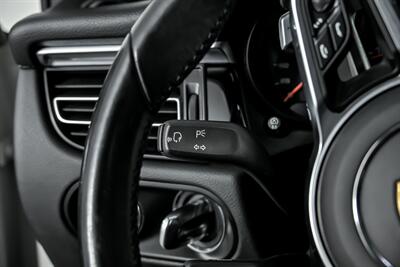 2021 Porsche Macan   - Photo 29 - Joliet, IL 60435