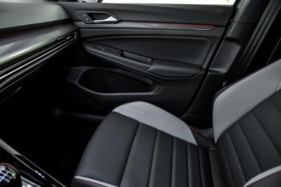 2024 Volkswagen Golf GTI 380 Autobahn   - Photo 35 - Joliet, IL 60435