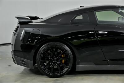 2013 Nissan GT-R Premium - Photo 13 - Joliet, IL 60435