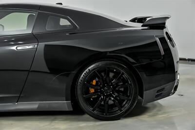2013 Nissan GT-R Premium - Photo 9 - Joliet, IL 60435