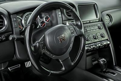 2013 Nissan GT-R Premium - Photo 24 - Joliet, IL 60435
