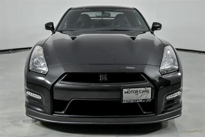 2013 Nissan GT-R Premium - Photo 5 - Joliet, IL 60435