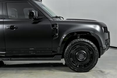 2024 Land Rover Defender 130 V8 P500-FULL PPF-$40K MODS-BODY KIT!   - Photo 15 - Joliet, IL 60435