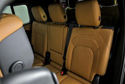 2024 Land Rover Defender 130 V8 P500-FULL PPF-$40K MODS-BODY KIT!   - Photo 24 - Joliet, IL 60435