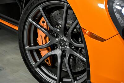 2016 McLaren 570S - Photo 4 - Joliet, IL 60435