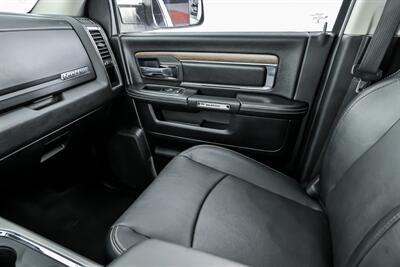 2017 RAM 3500 Laramie   - Photo 38 - Joliet, IL 60435