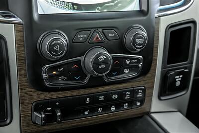 2017 RAM 3500 Laramie   - Photo 37 - Joliet, IL 60435