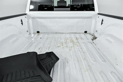 2017 RAM 3500 Laramie   - Photo 15 - Joliet, IL 60435