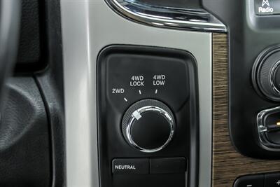 2017 RAM 3500 Laramie   - Photo 30 - Joliet, IL 60435
