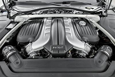 2020 Bentley Flying Spur W12   - Photo 17 - Joliet, IL 60435