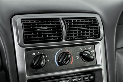 2004 Ford Mustang Mach 1 Premium - Photo 28 - Joliet, IL 60435