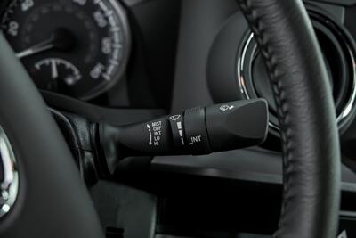 2021 Toyota Tacoma TRD Off-Road   - Photo 28 - Joliet, IL 60435