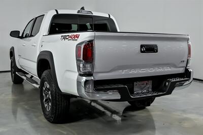 2021 Toyota Tacoma TRD Off-Road   - Photo 10 - Joliet, IL 60435