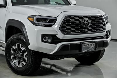 2021 Toyota Tacoma TRD Off-Road   - Photo 3 - Joliet, IL 60435