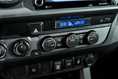 2021 Toyota Tacoma TRD Off-Road   - Photo 32 - Joliet, IL 60435