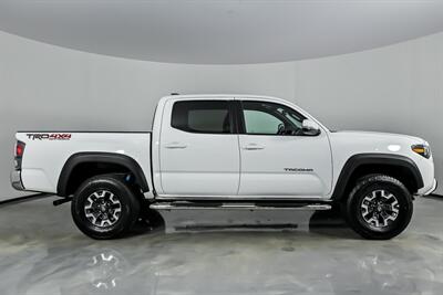 2021 Toyota Tacoma TRD Off-Road   - Photo 14 - Joliet, IL 60435