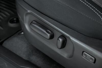 2021 Toyota Tacoma TRD Off-Road   - Photo 24 - Joliet, IL 60435