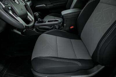 2021 Toyota Tacoma TRD Off-Road   - Photo 20 - Joliet, IL 60435
