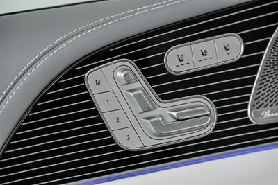 2025 Mercedes-Benz GLS Mercedes-Maybach GLS 600 4MATIC-HUGE $210K MSRP - Photo 19 - Joliet, IL 60435