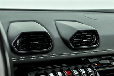 2021 Lamborghini Huracan EVO - Photo 21 - Joliet, IL 60435