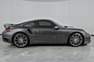 2014 Porsche 911 Turbo   - Photo 14 - Joliet, IL 60435