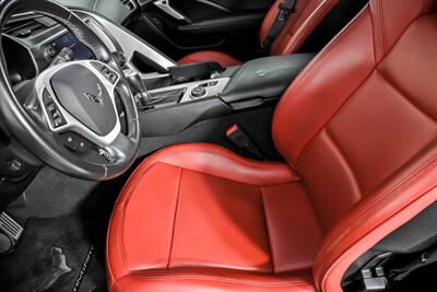 2014 Chevrolet Corvette Stingray   - Photo 25 - Joliet, IL 60435