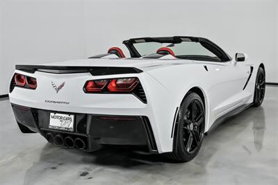 2014 Chevrolet Corvette Stingray   - Photo 12 - Joliet, IL 60435
