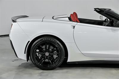 2014 Chevrolet Corvette Stingray   - Photo 13 - Joliet, IL 60435
