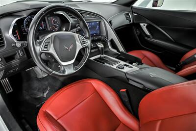 2014 Chevrolet Corvette Stingray   - Photo 24 - Joliet, IL 60435