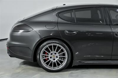2015 Porsche Panamera GTS   - Photo 13 - Joliet, IL 60435