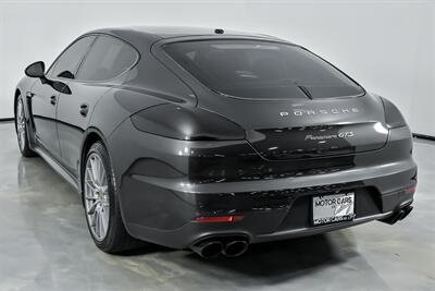 2015 Porsche Panamera GTS   - Photo 10 - Joliet, IL 60435