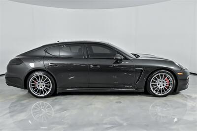 2015 Porsche Panamera GTS   - Photo 14 - Joliet, IL 60435