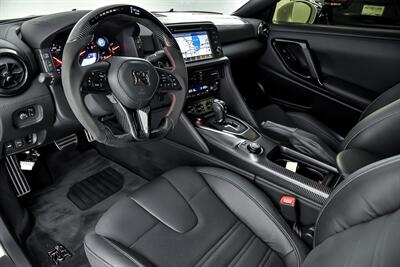 2020 Nissan GT-R Premium   - Photo 20 - Joliet, IL 60435