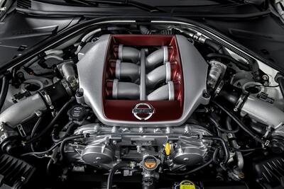 2020 Nissan GT-R Premium   - Photo 16 - Joliet, IL 60435