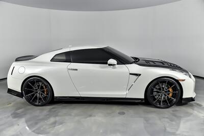 2020 Nissan GT-R Premium   - Photo 12 - Joliet, IL 60435
