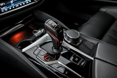 2022 BMW M5 COMPETITION   - Photo 38 - Joliet, IL 60435