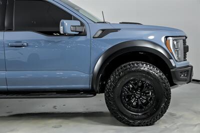 2023 Ford F-150 Raptor   - Photo 15 - Joliet, IL 60435