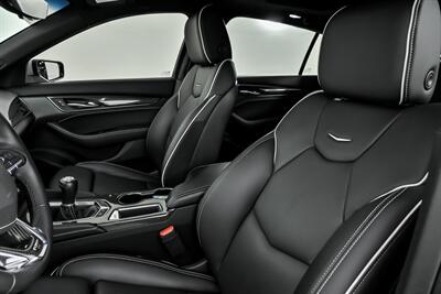 2022 Cadillac CT5-V Blackwing   - Photo 23 - Joliet, IL 60435