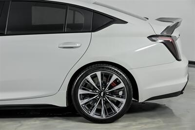 2022 Cadillac CT5-V Blackwing   - Photo 9 - Joliet, IL 60435