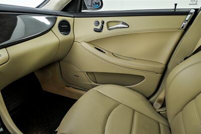 2006 Mercedes-Benz CLS CLS 55 AMG   - Photo 36 - Joliet, IL 60435