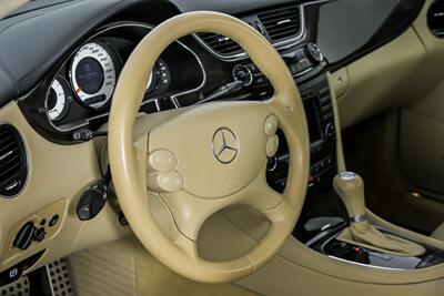2006 Mercedes-Benz CLS CLS 55 AMG   - Photo 26 - Joliet, IL 60435