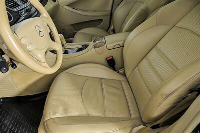 2006 Mercedes-Benz CLS CLS 55 AMG   - Photo 22 - Joliet, IL 60435