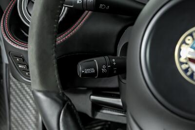 2016 Alfa Romeo 4C   - Photo 24 - Joliet, IL 60435