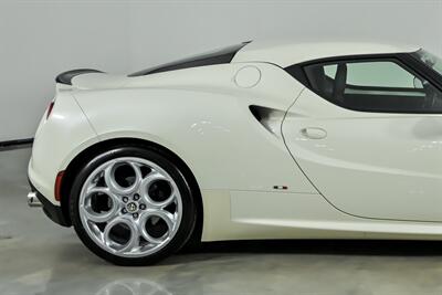 2016 Alfa Romeo 4C   - Photo 11 - Joliet, IL 60435