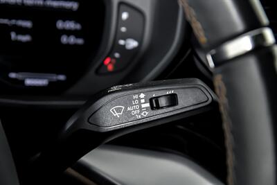 2019 Lamborghini Urus   - Photo 35 - Joliet, IL 60435