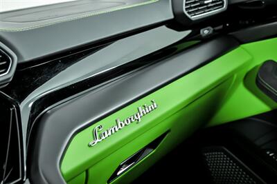 2024 Lamborghini Urus S-MASSIVE $295K MSRP-LOADED URUS   - Photo 38 - Joliet, IL 60435