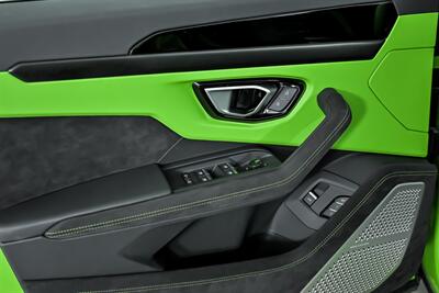 2024 Lamborghini Urus S-MASSIVE $295K MSRP-LOADED URUS   - Photo 18 - Joliet, IL 60435