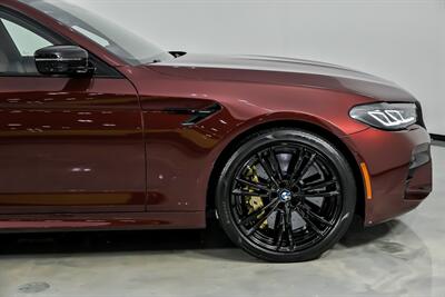 2023 BMW M5 COMPETITION-CARBON CERAMICS!   - Photo 15 - Joliet, IL 60435