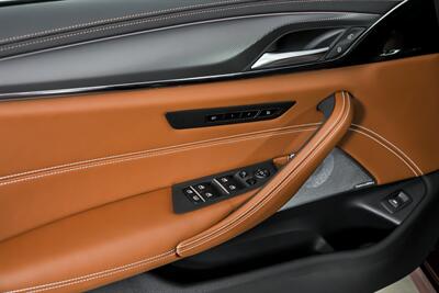 2023 BMW M5 COMPETITION-CARBON CERAMICS!   - Photo 18 - Joliet, IL 60435