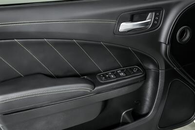 2023 Dodge Charger Scat Pack   - Photo 18 - Joliet, IL 60435